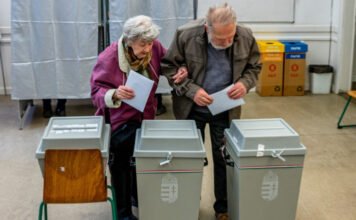 Hivatalos: erre az 5 pártra szavazhatunk listán