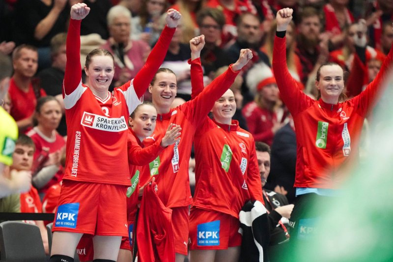 K&eacute;zisek a k&eacute;t veres&eacute;g ut&aacute;n: "Ez &iacute;gy nem mehet tov&aacute;bb, valamin v&aacute;ltoztatnunk kell"