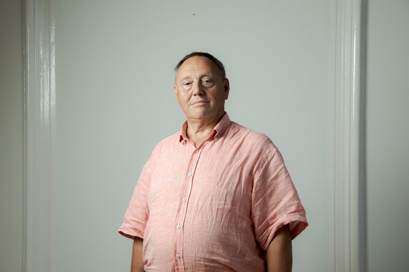 Korai még a francia forradalom végleges mérlegét meghúzni – Lakatos Péter a legújabb válságról