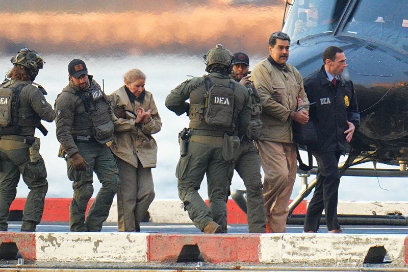 Lehet-e Ir&aacute;nban rezsimet v&aacute;ltani?