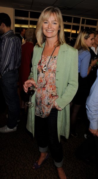 Ma m&aacute;r alig eml&eacute;kszik valaki arra, hogy Andr&aacute;s herceg a Csengetett, Mylord? egyik szereplőj&eacute;vel is viszonyt folytatott