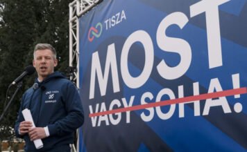 Magyar Péter: Gundalf, egy 19 éves informatikusként dolgozó srác hülyét csinált az Alkotmányvédelmi Hivatalból