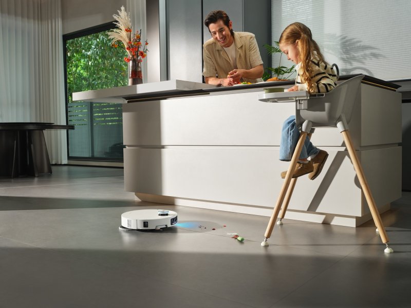 Meg&eacute;rkezett a robotporsz&iacute;v&oacute;, aminek brut&aacute;lis a sz&iacute;v&oacute;ereje, r&aacute;ad&aacute;sul olyan szűk helyekre is bef&eacute;r, ahov&aacute; m&aacute;s g&eacute;pek nem