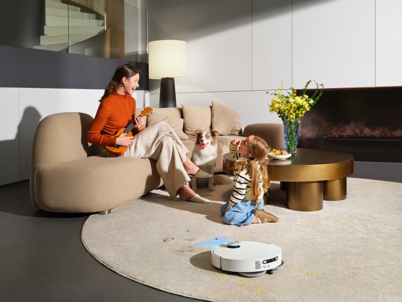 Meg&eacute;rkezett a robotporsz&iacute;v&oacute;, aminek brut&aacute;lis a sz&iacute;v&oacute;ereje, r&aacute;ad&aacute;sul olyan szűk helyekre is bef&eacute;r, ahov&aacute; m&aacute;s g&eacute;pek nem