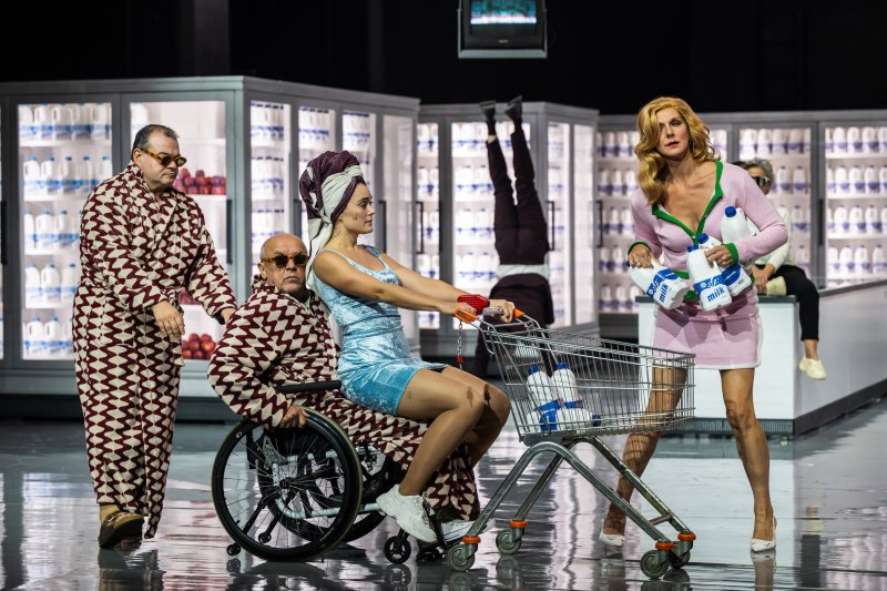 Meghalt Nádasdy Ádám