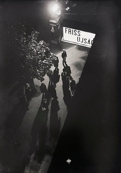 Mi l&uuml;ktet a f&eacute;ny &eacute;s az &aacute;rny&eacute;k j&aacute;t&eacute;ka m&ouml;g&ouml;tt? &ndash; Kinszki Imre fotogr&aacute;fus eml&eacute;kezete