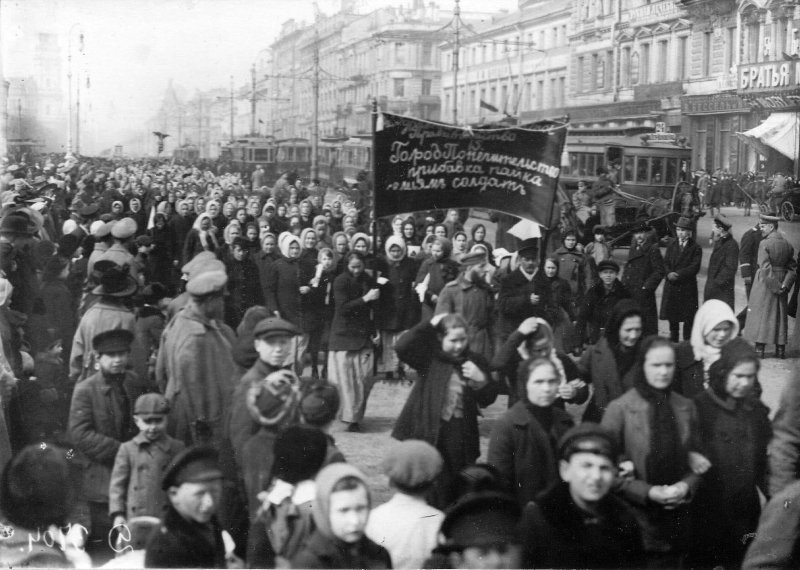 Mikor van nőnap, &eacute;s mit &uuml;nnepl&uuml;nk ilyenkor?