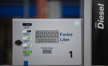 Nagy Márton: A kormány csökkenti az üzemanyagok jövedéki adóját