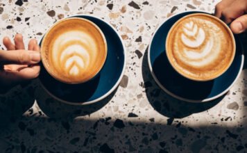 Pénteki friss hírek, forgalom, időjárás – Reggeli pakk