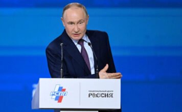 Putyin az orosz oligarchákat kérte, hogy járuljanak hozzá a háború költségeihez