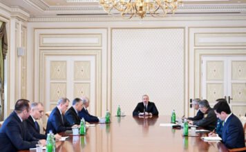 Rakéták helyett segélyt küldött Iránba Azerbajdzsán