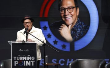 Rob Schneider szerint mindenkinek jót tenne két év a hadseregben, így legalább megtanulnák szeretni a hazájukat