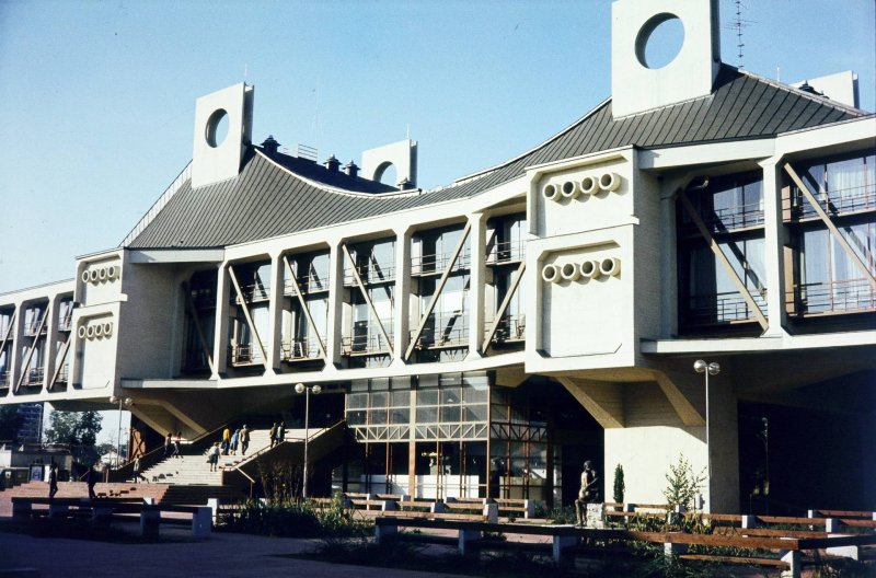 Szépséges magyar betonszörnyek – képgaléria brutalista építészetünk gyöngyszemeiről