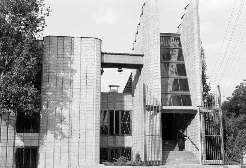 Szépséges magyar betonszörnyek – képgaléria brutalista építészetünk gyöngyszemeiről