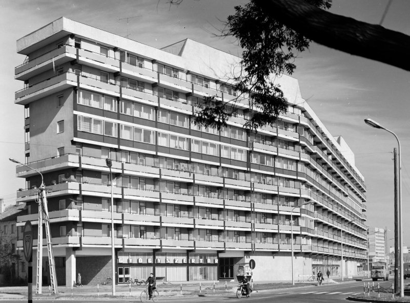 Szépséges magyar betonszörnyek – képgaléria brutalista építészetünk gyöngyszemeiről