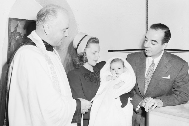 Szt&aacute;rok gyerekek&eacute;nt sz&uuml;letett, de saj&aacute;t jog&aacute;n lett ikon &ndash;  80 &eacute;ves Liza Minnelli