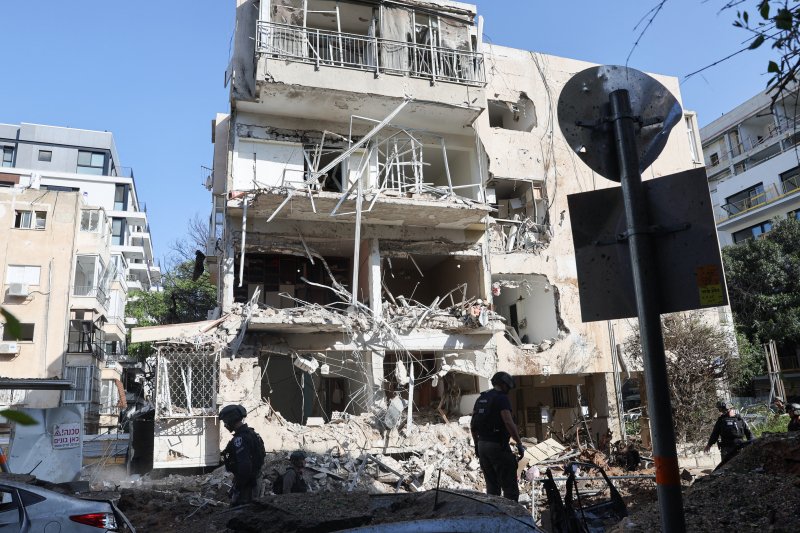 Tel-Aviv k&ouml;zpontj&aacute;ban csap&oacute;dott be egy ir&aacute;ni rak&eacute;ta