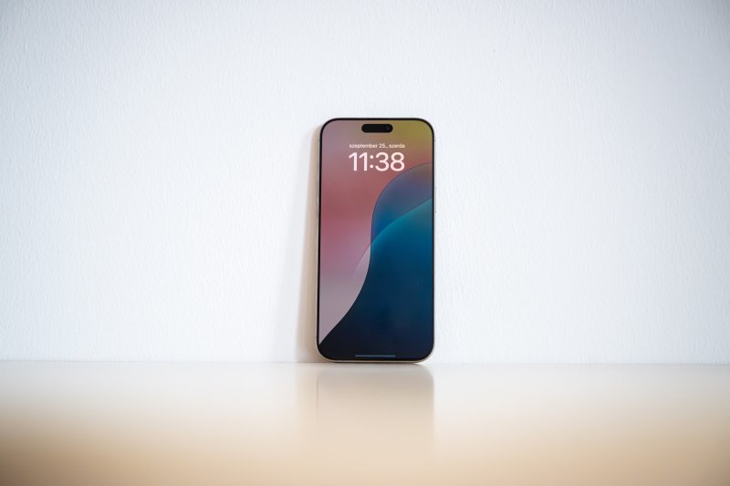 T&ouml;bb sz&aacute;z milli&oacute; iPhone lehet vesz&eacute;lyben egy &uacute;jfajta k&aacute;rtevő miatt