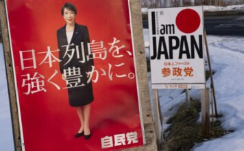 Tűzzel játszik Japán új miniszterelnöke, amikor elődje gazdaságpolitikájának folytatását ígéri