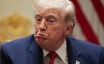 Új alkalmazása van a Fehér Háznak, akár besúgásra is használható