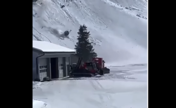 Videón, ahogy legurul a hegyoldalon a Svájcban leszakadt sífelvonó