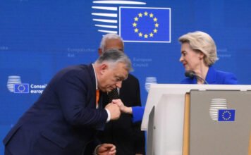 Von der Leyen Orbánnak: Stratégiai hiba lenne visszatérni az orosz energiához