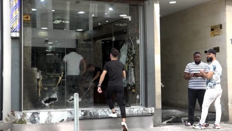 A ciprusiak nem akarnak brit t&aacute;maszpontot, f&eacute;lnek a h&aacute;bor&uacute;t&oacute;l