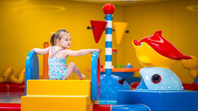 A csal&aacute;d m&aacute;sodik otthona. 30 &eacute;ve.