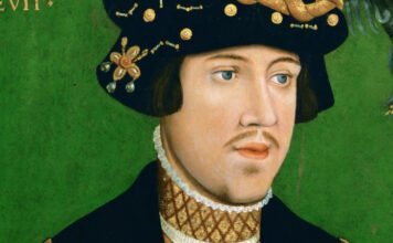 A kortársak szerint döglött disznók tartották életben a magyar királyfit