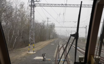 A magyarokon múlik, mikor indul a gyorsvasút