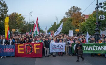 A Tanítanék és a PDSZ örül az oktatási miniszternek