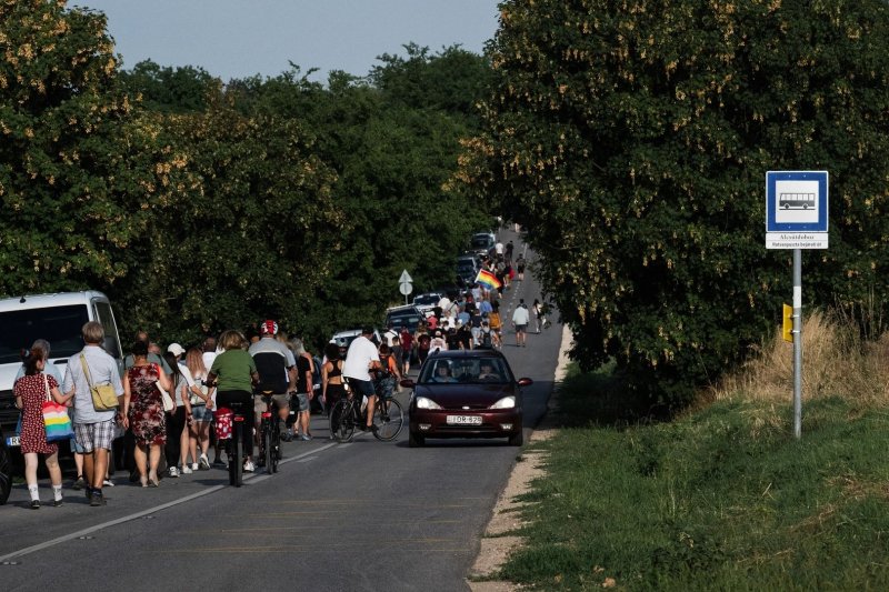 Antilopok Hatvanpuszt&aacute;n, magyar rode&oacute; &eacute;s kil&oacute;nyi lecs&oacute;t cipelő serpa &ndash; v&aacute;logat&aacute;s fot&oacute;riportereink d&iacute;jazott k&eacute;peiből