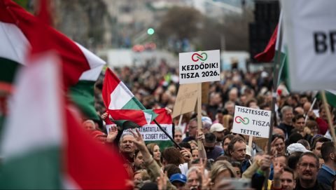 Az első erd&eacute;lyi Tisza-sziget szervezője &uacute;j p&aacute;rtot alap&iacute;tott a rom&aacute;niai magyaroknak