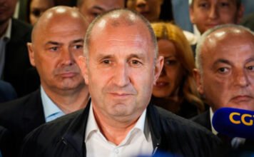 Az oroszbarát Rumen Radev pártja nyerte a választást Bulgáriában az exit pollok alapján