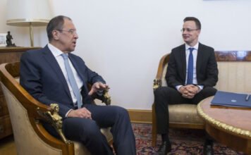 „Az oroszok kiszolgálójának kiszolgálója”: Szlovákiában is botrány tört ki Szijjártó és Lavrov beszélgetése miatt