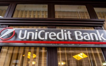 Azonnali hatállyal elbocsátották az UniCredit Bank szakszervezetének elnökét