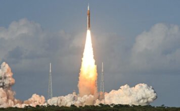 Elstartolt az Artemis–2: négy ember indult útnak a Holdhoz