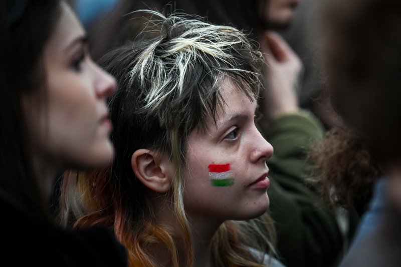 "Ez egy nagyon-nagyon átpolitizált koncert" – percről percre a Rendszerbontó Nagykoncertről