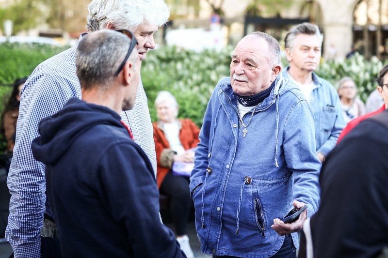 Ferencz Orsolya t&aacute;voz&aacute;sra sz&oacute;l&iacute;totta fel azokat, akik a tetteikkel lek&uuml;zdhetetlen teherk&eacute;nt h&uacute;zt&aacute;k le a Fideszt