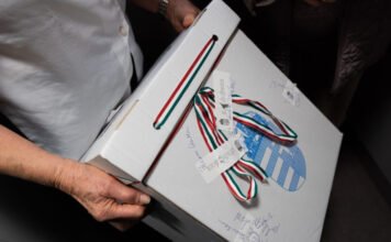 Figyelmeztet a választási iroda: nyugdíjasokat vernek át csalók, volt, aki már le is szavazott