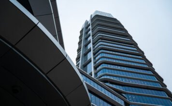 Fordulatra kényszerült a Mol Magyar Péter felszólítása után