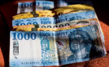 Gyengült a forint csütörtök reggelre