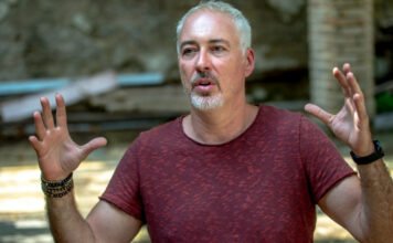 Hajós András a Heti Hetesről: Lehet, hogy más kormányzat lesz, és akkor tök izgi lesz megélni, hogy nem csak Orbán Viktorról kell beszélni