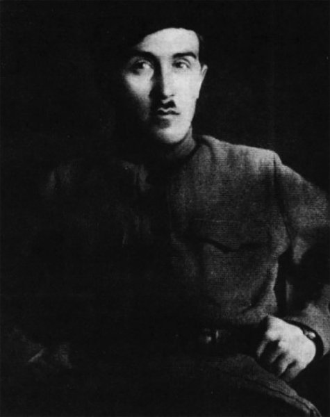 Hemingway is megsiratta a magyar katona hal&aacute;l&aacute;t