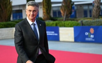 Horvát kormányfő: Az Adria kőolajvezeték stabil és biztonságos