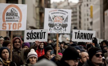 Így lett fizetésképtelenség minden idők legnagyobb beruházásából