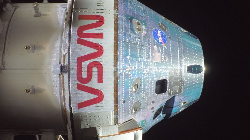 Igazi t&ouml;r&eacute;nelmi pillanat: Az Orion űrhaj&oacute; m&aacute;r megd&ouml;nt&ouml;tte az Apollo-13 rekordj&aacute;t