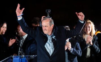 Jobban táncol Trump, Putyin vagy Gyurcsány Ferenc, mint a Tisza politikusa?