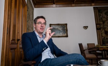 Karácsony Gergely: Fideszes politikusok négyszemközt elmondták, csodálják, hogy még nem döglöttünk meg