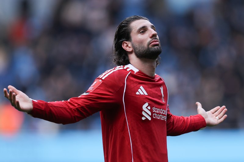 Kiakadtak Szoboszlai Dominik mutogat&aacute;s&aacute;n a Liverpool-szurkol&oacute;k